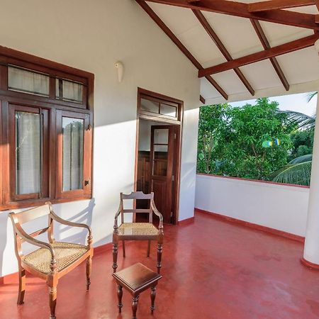Villa Guru ฮิกคาดูวา ภายนอก รูปภาพ