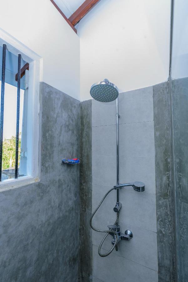 Villa Guru ฮิกคาดูวา ภายนอก รูปภาพ