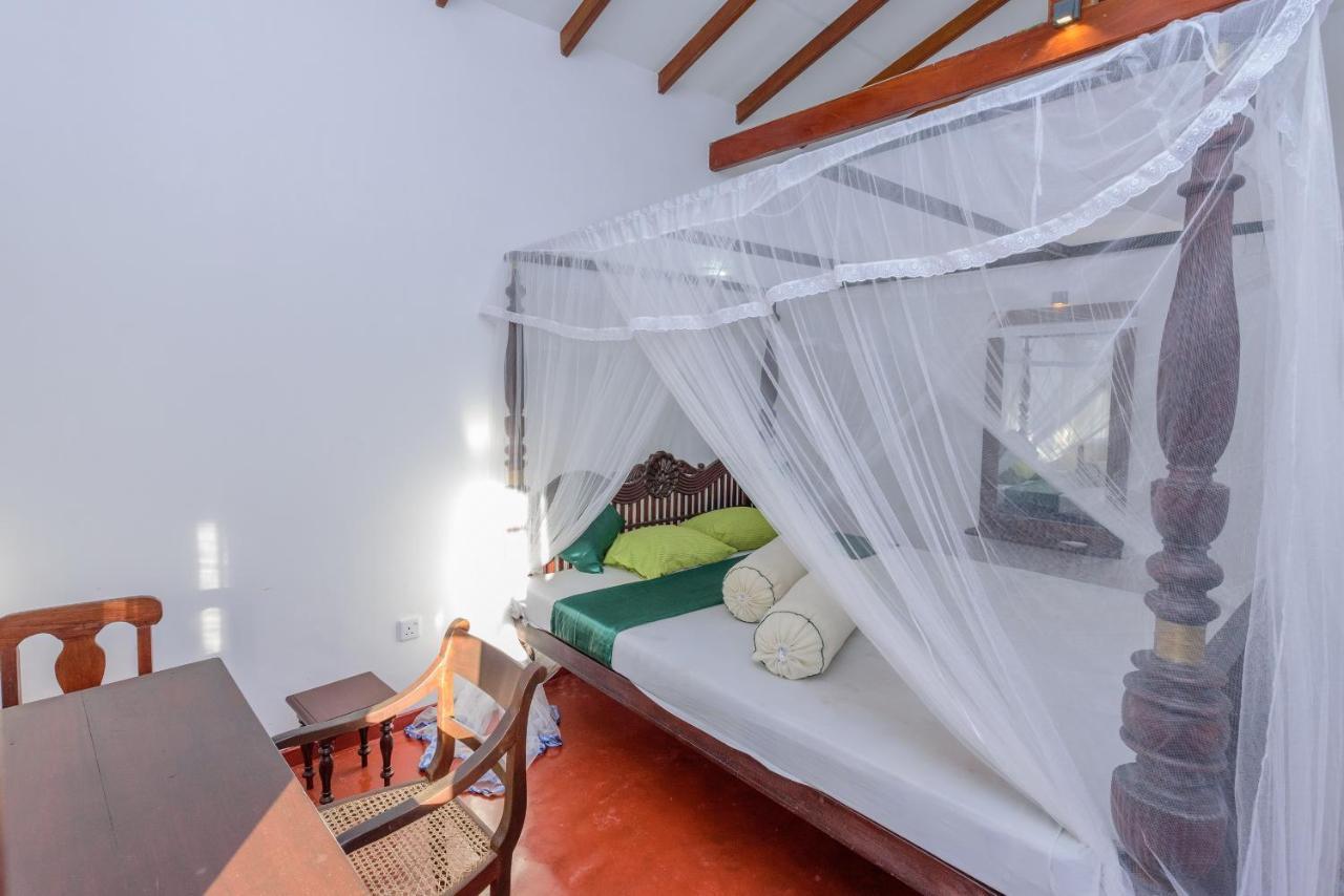 Villa Guru ฮิกคาดูวา ภายนอก รูปภาพ