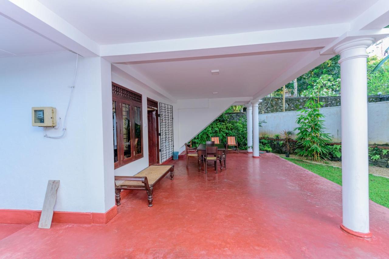 Villa Guru ฮิกคาดูวา ภายนอก รูปภาพ